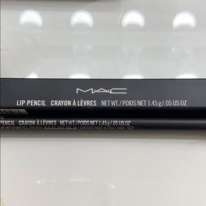 Mac lipliner